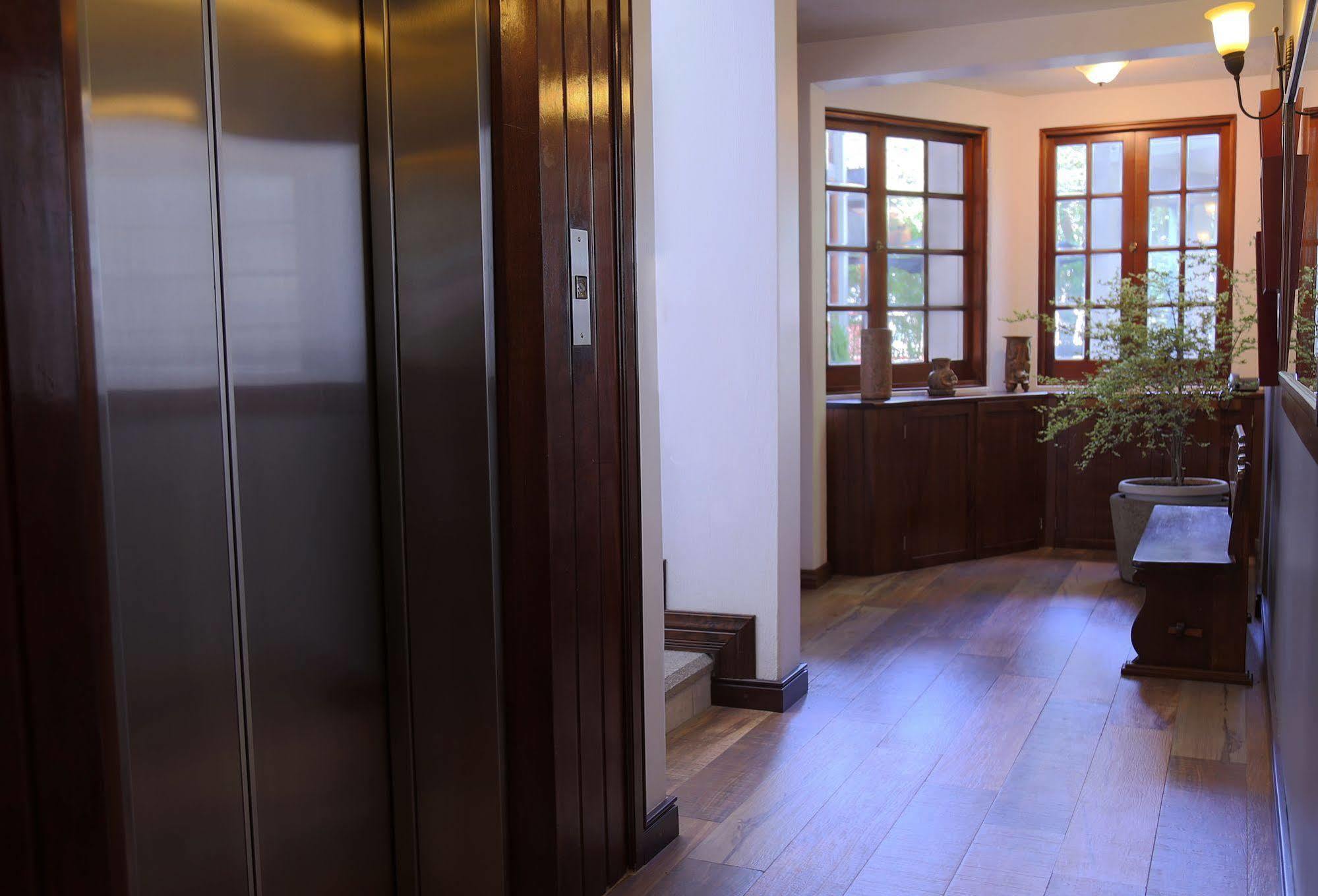 Hotel Residencia Del Sol Ciudad Guatemala Eksteriør billede
